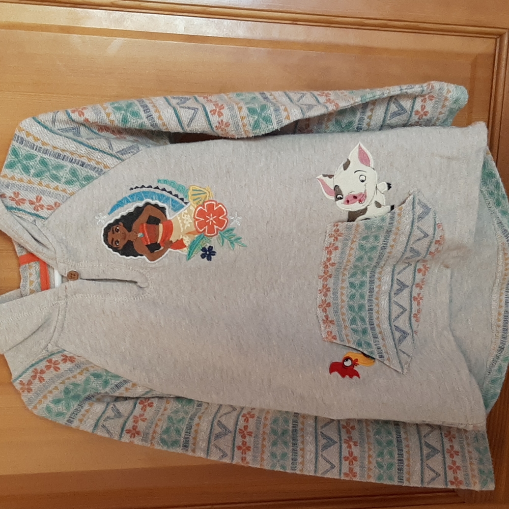Disney Store Moana sweatshirt